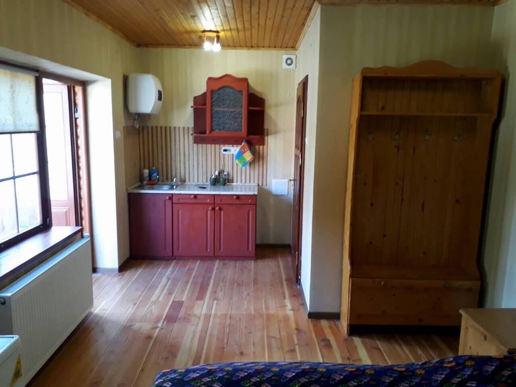 Rancho 555 Guest House Ужгород Екстериор снимка