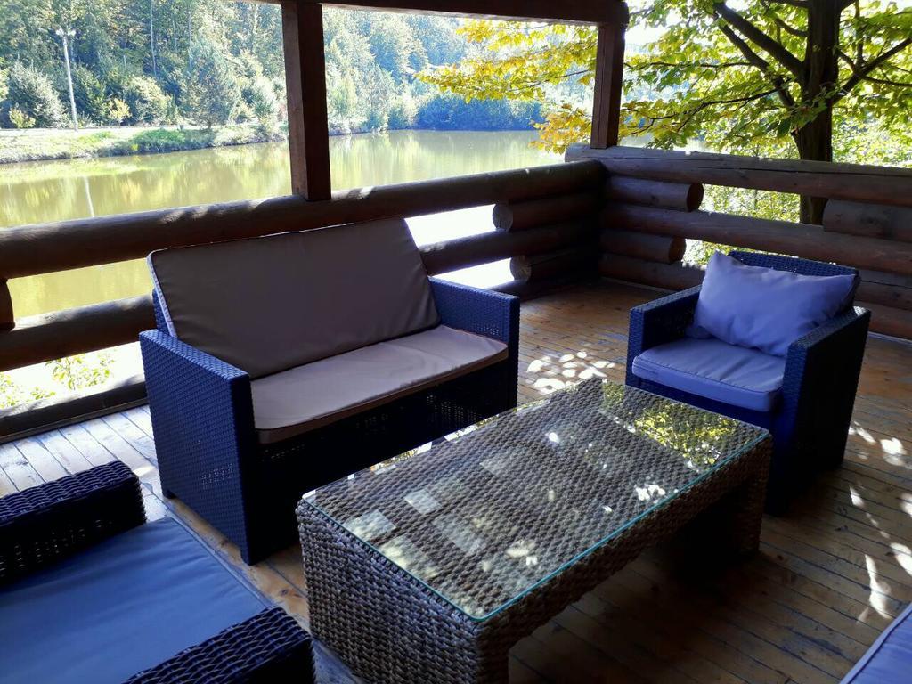 Rancho 555 Guest House Ужгород Екстериор снимка