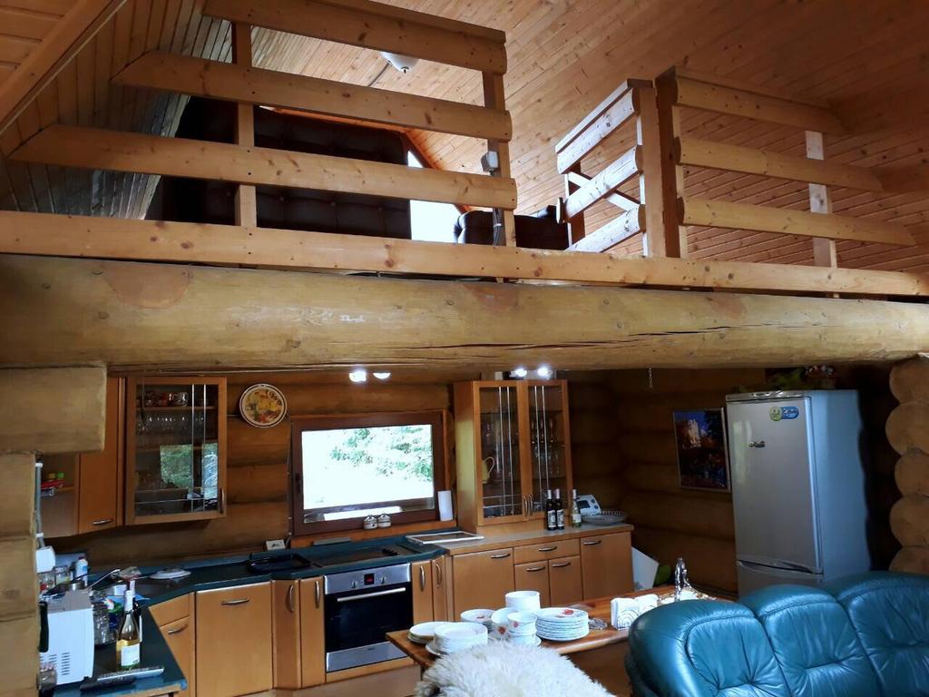 Rancho 555 Guest House Ужгород Екстериор снимка